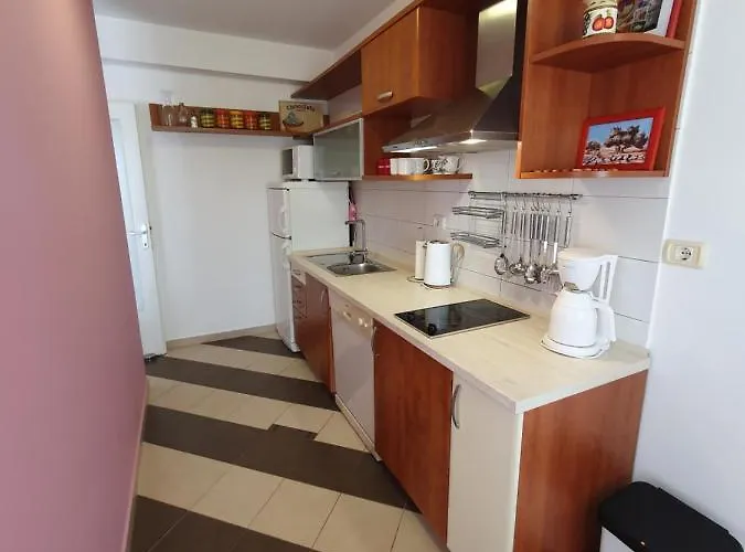 Lavanda Samarin Замбратия